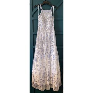 NEW Trixxi Clothing Company Juniors’ Sequin Geo-print Strappy Back Gown